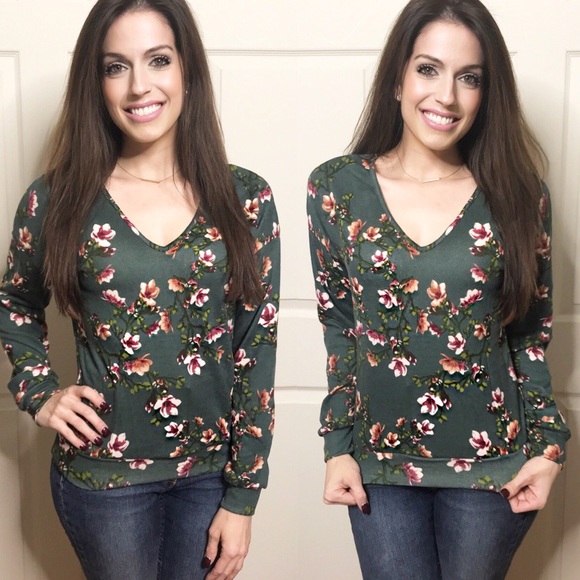 LAST 1- Hunter green soft floral top - Picture 2 of 3